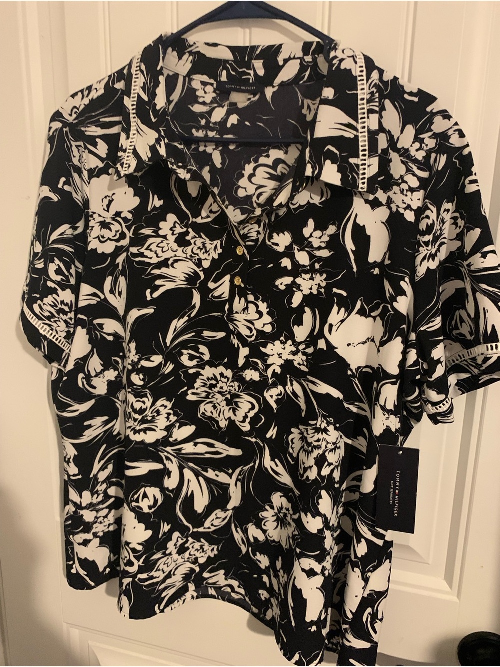 Tommy Hilfiger Black & White Floral Polo Shirt - Picture 2 of 3